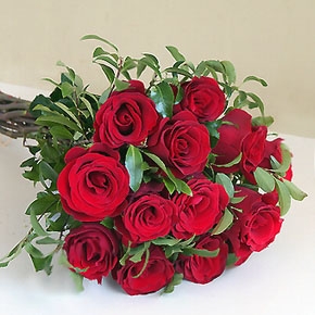 Ramo de 12 Rosas Rojas